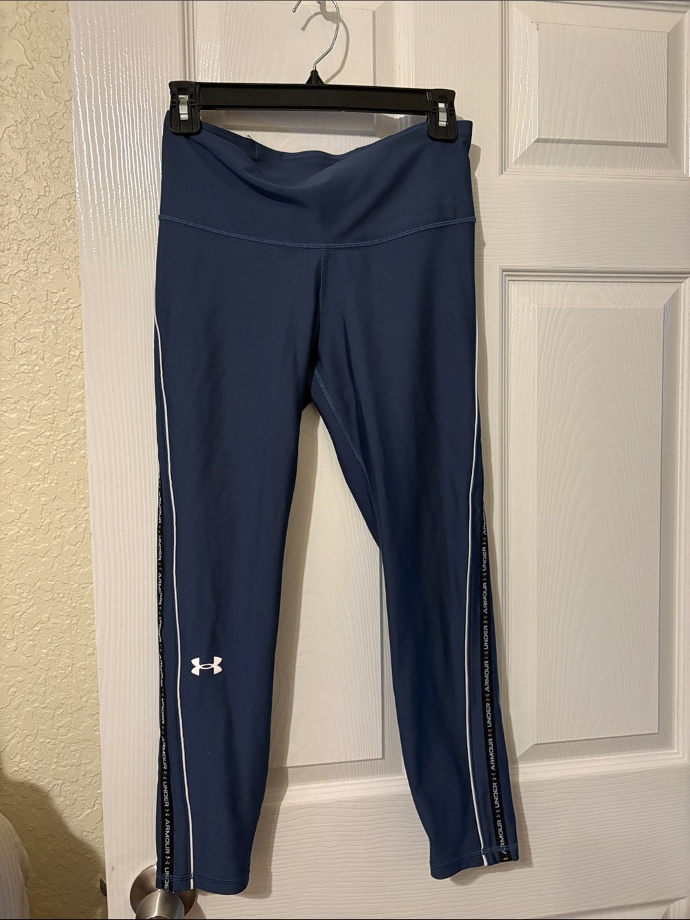 Under Armour Navy Blue Athletic Leggings with Side Tape